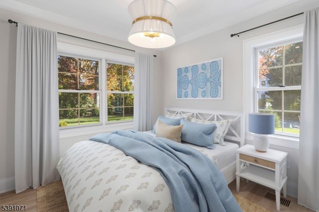 2 Whitman Dr, Chatham Twp., NJ 07928