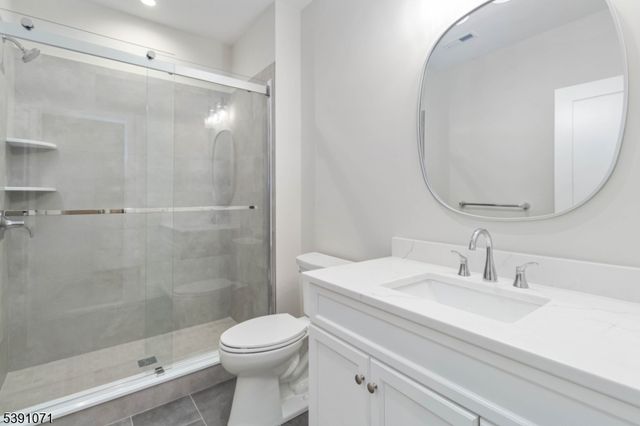 2 Whitman Dr, Chatham Twp., NJ 07928