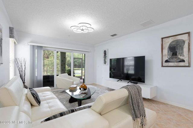 1200 CANOPY WALK Lane 1211, Palm Coast, FL 32137
