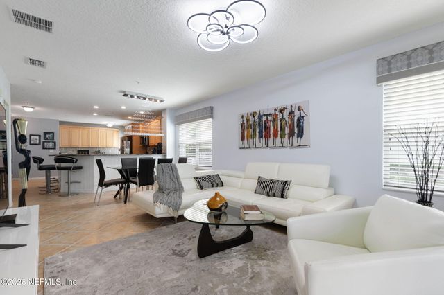 1200 CANOPY WALK Lane 1211, Palm Coast, FL 32137