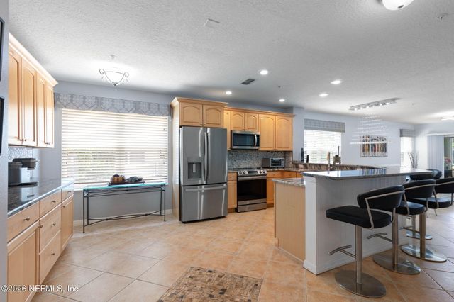 1200 CANOPY WALK Lane 1211, Palm Coast, FL 32137