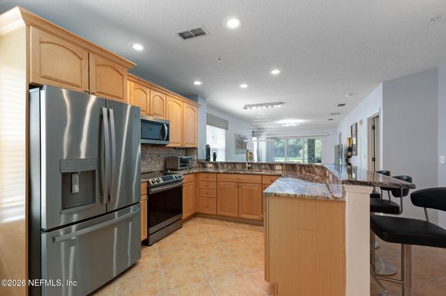 1200 CANOPY WALK Lane 1211, Palm Coast, FL 32137