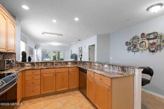 1200 CANOPY WALK Lane 1211, Palm Coast, FL 32137