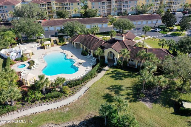 1200 CANOPY WALK Lane 1211, Palm Coast, FL 32137