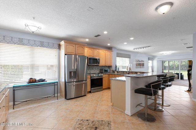 1200 CANOPY WALK Lane 1211, Palm Coast, FL 32137
