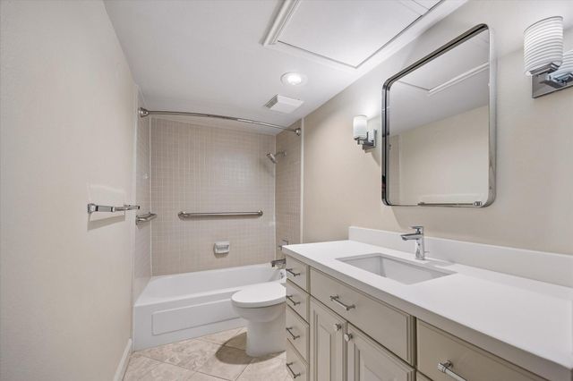 7555 Katy Freeway 65, Houston, TX 77024