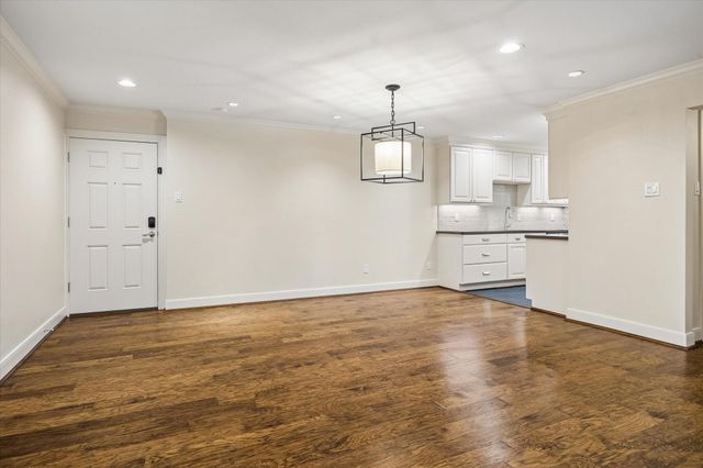 7555 Katy Freeway 65, Houston, TX 77024