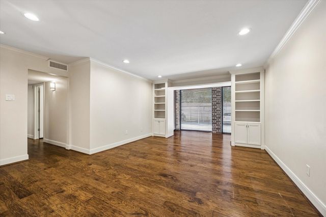 7555 Katy Freeway 65, Houston, TX 77024