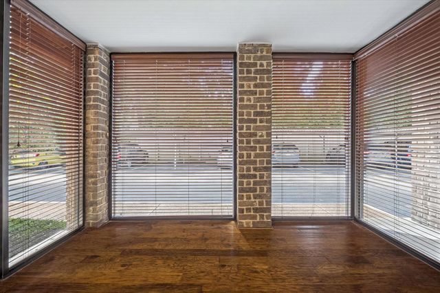 7555 Katy Freeway 65, Houston, TX 77024