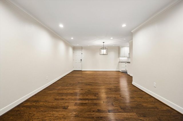 7555 Katy Freeway 65, Houston, TX 77024
