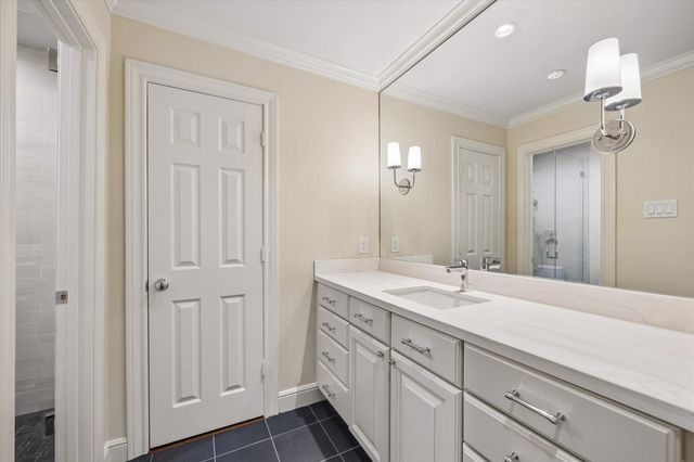 7555 Katy Freeway 65, Houston, TX 77024