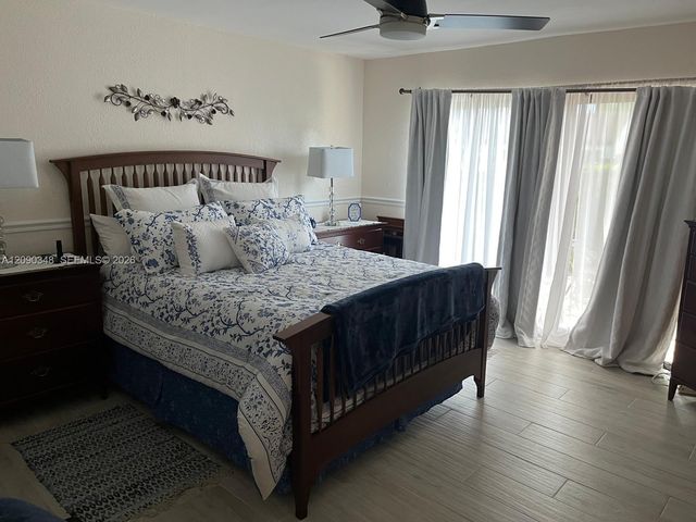 19505 E Lake Drive, Hialeah, FL 33015