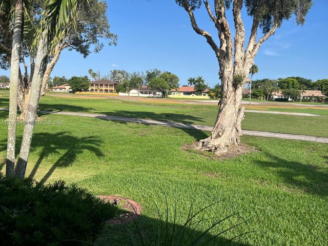 19505 E Lake Drive, Hialeah, FL 33015