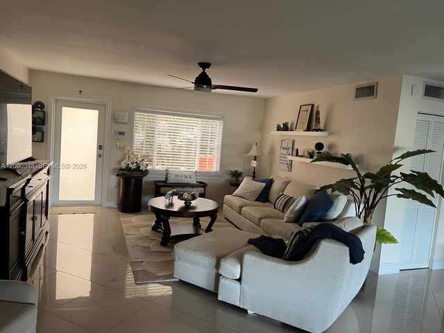 19505 E Lake Drive, Hialeah, FL 33015