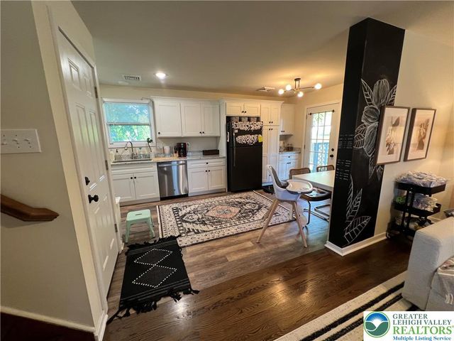 28 Harrison Street, Emmaus Boro, PA 18049