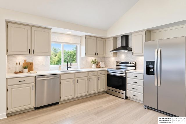 4205 McCarty Loup, Bellevue, NE 68123