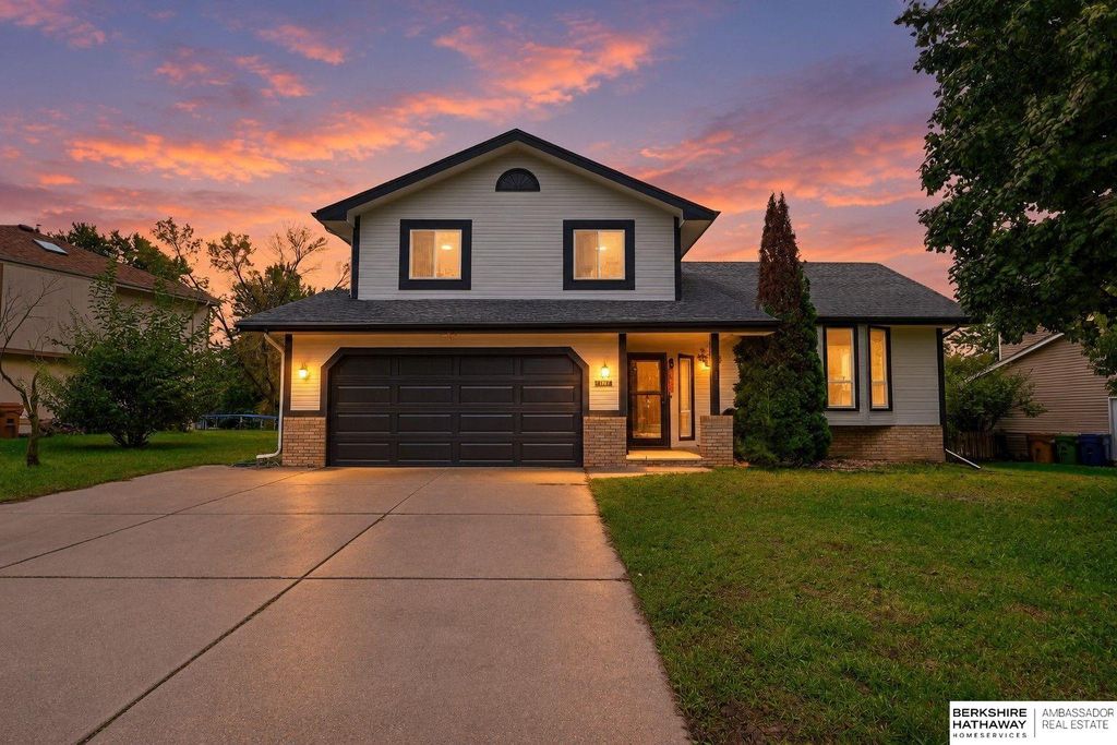4205 McCarty Loup, Bellevue, NE 68123