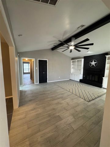 3411 NW Ferris Ave, Lawton, OK 73505