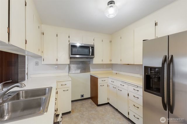 603 N Crestview Drive, Moses Lake, WA 98837