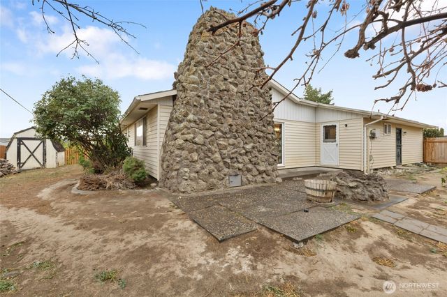 603 N Crestview Drive, Moses Lake, WA 98837