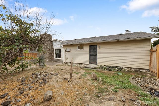 603 N Crestview Drive, Moses Lake, WA 98837