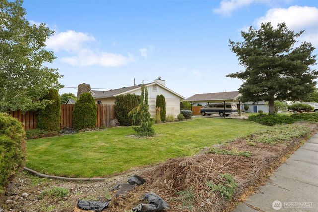 603 N Crestview Drive, Moses Lake, WA 98837