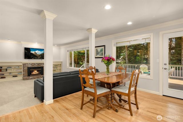 2714 232nd Place SE, Sammamish, WA 98075