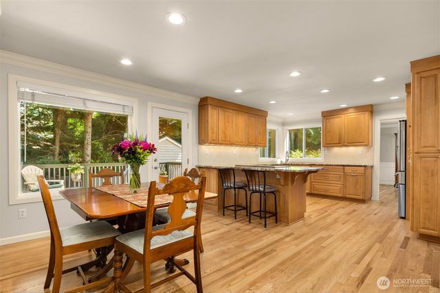 2714 232nd Place SE, Sammamish, WA 98075