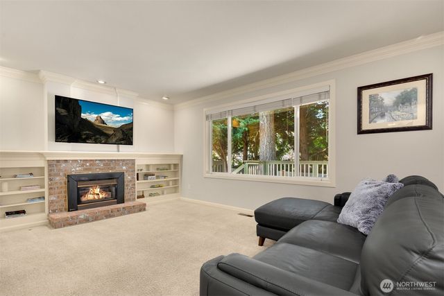 2714 232nd Place SE, Sammamish, WA 98075