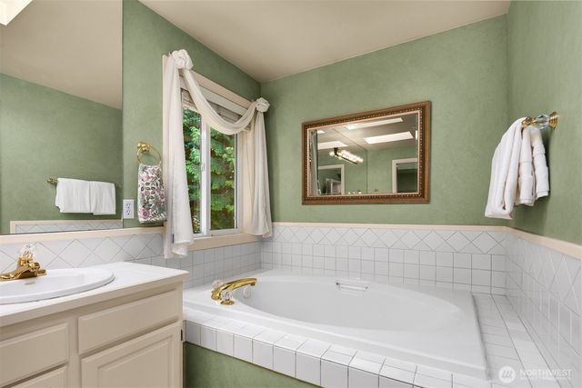 2714 232nd Place SE, Sammamish, WA 98075