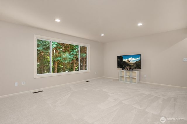 2714 232nd Place SE, Sammamish, WA 98075