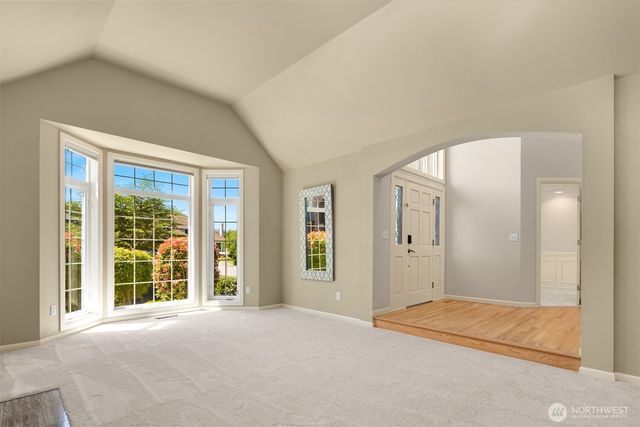 2714 232nd Place SE, Sammamish, WA 98075