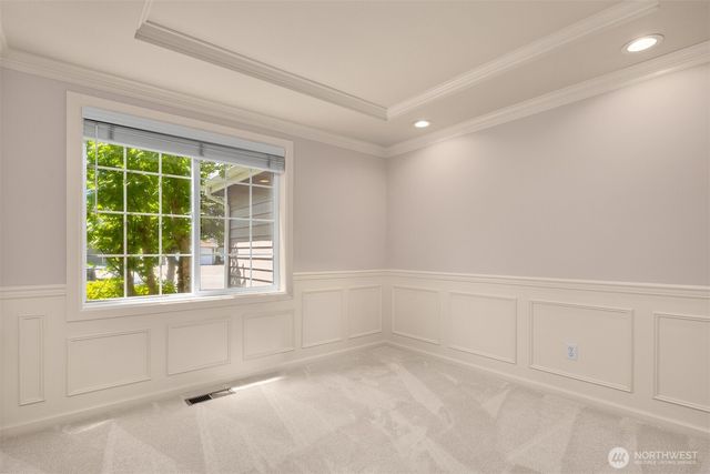 2714 232nd Place SE, Sammamish, WA 98075