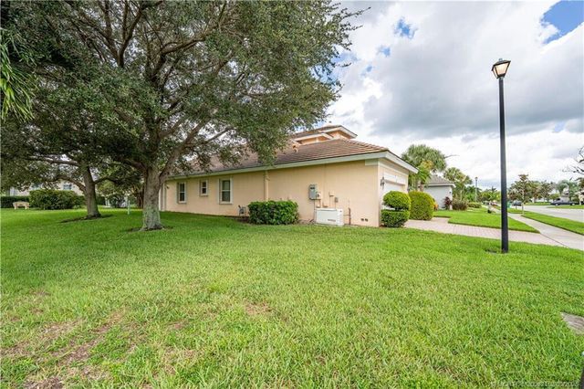 127 NW Magnolia Lakes Boulevard, Port St. Lucie, Port St Lucie, FL 34986