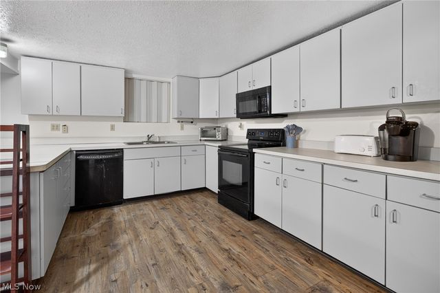 10550 Durkee Road, Grafton, OH 44044