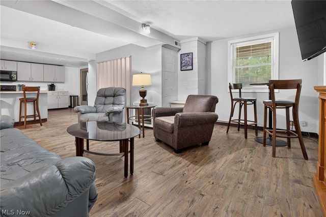 10550 Durkee Road, Grafton, OH 44044