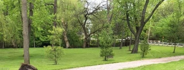 10550 Durkee Road, Grafton, OH 44044