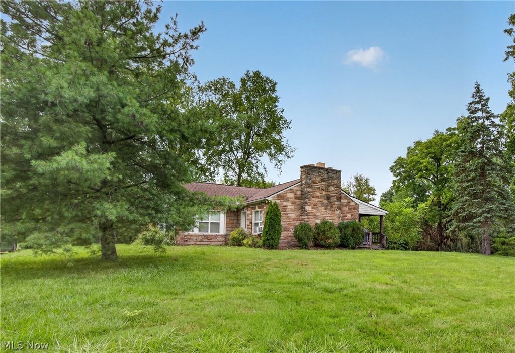10550 Durkee Road, Grafton, OH 44044