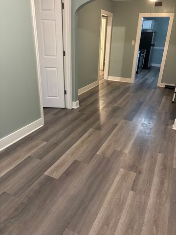27W029 Oak Street, Hanover Park, IL 60133
