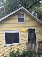 27W029 Oak Street, Hanover Park, IL 60133