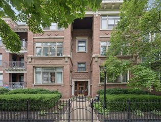 5522 S Everett Avenue 1, Chicago, IL 60637