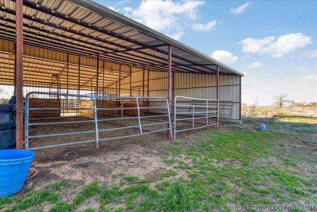 4053 Armstrong Academy Road, Bennington, OK 74723
