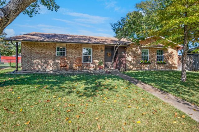 1605 San Antonio Lane, Garland, TX 75042
