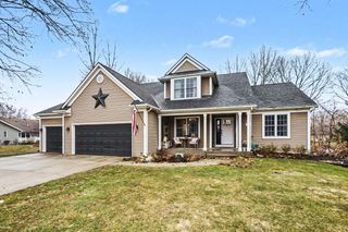 69739 Roy Drive, Ontwa Twp, MI 49112