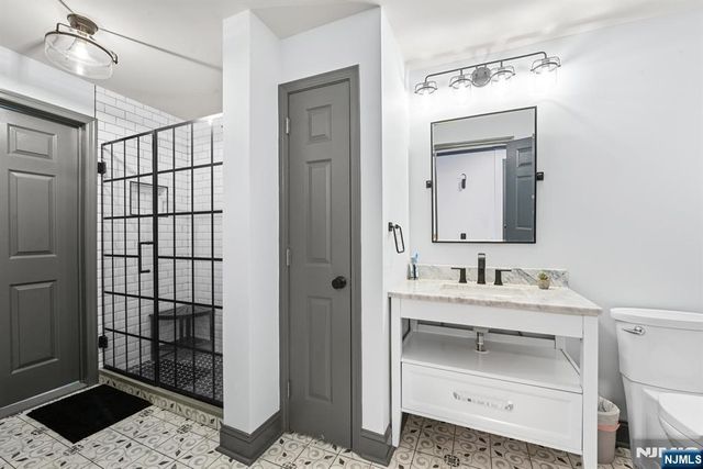 24 Ave At Port Imperial B37, West New York, NJ 07093
