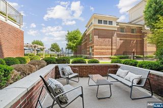 24 Ave At Port Imperial B37, West New York, NJ 07093