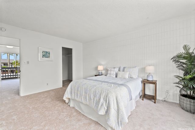 214 Koko Isle Circle 1707, Honolulu, HI 96825