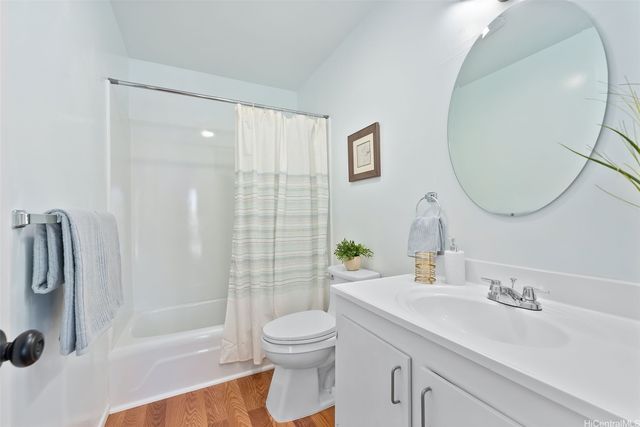 214 Koko Isle Circle 1707, Honolulu, HI 96825