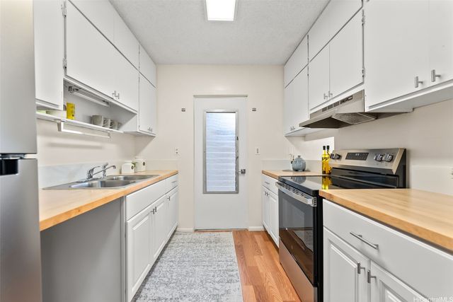 214 Koko Isle Circle 1707, Honolulu, HI 96825