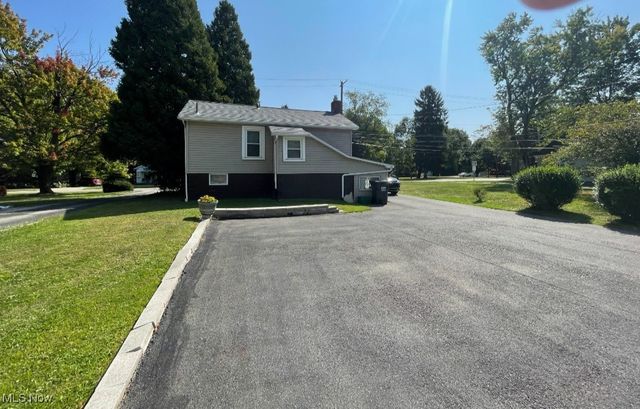 170 Idaho Road, Youngstown, OH 44515